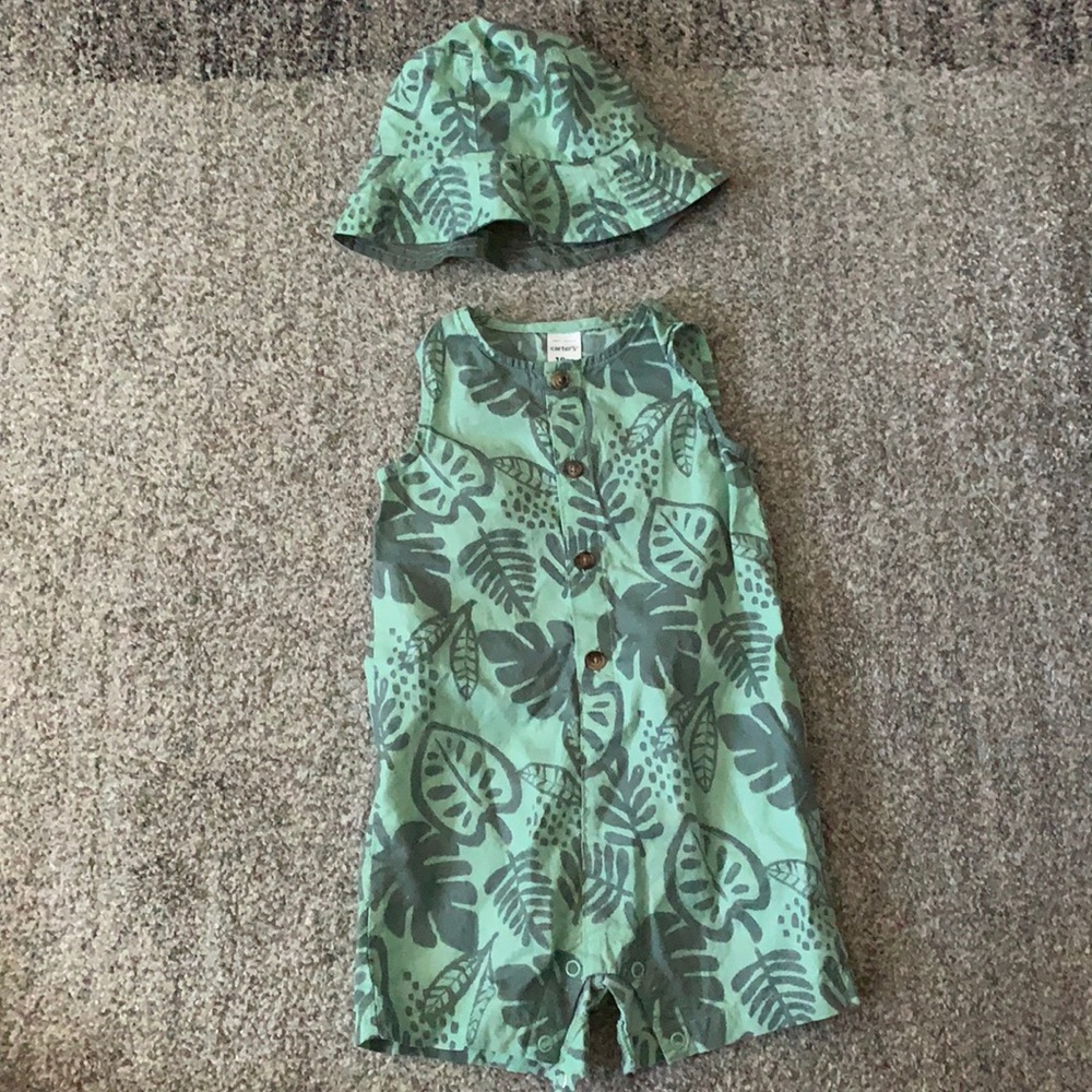 Carter’s 12M Leaf Romper